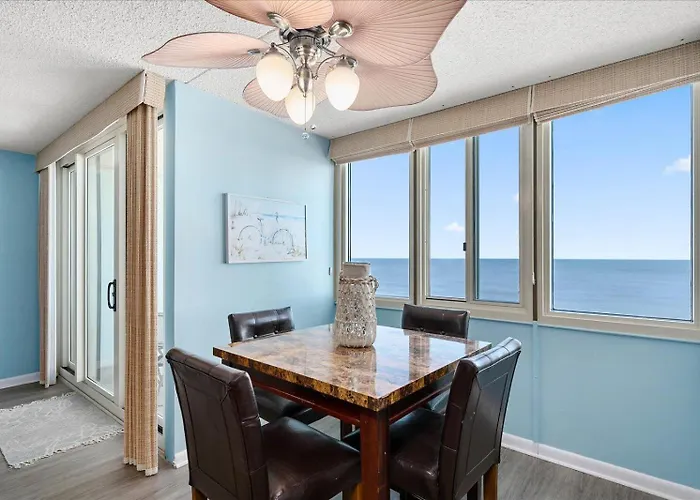 3 Bedroom Ocean Front In Desired Quay Building * Ocean Stadt